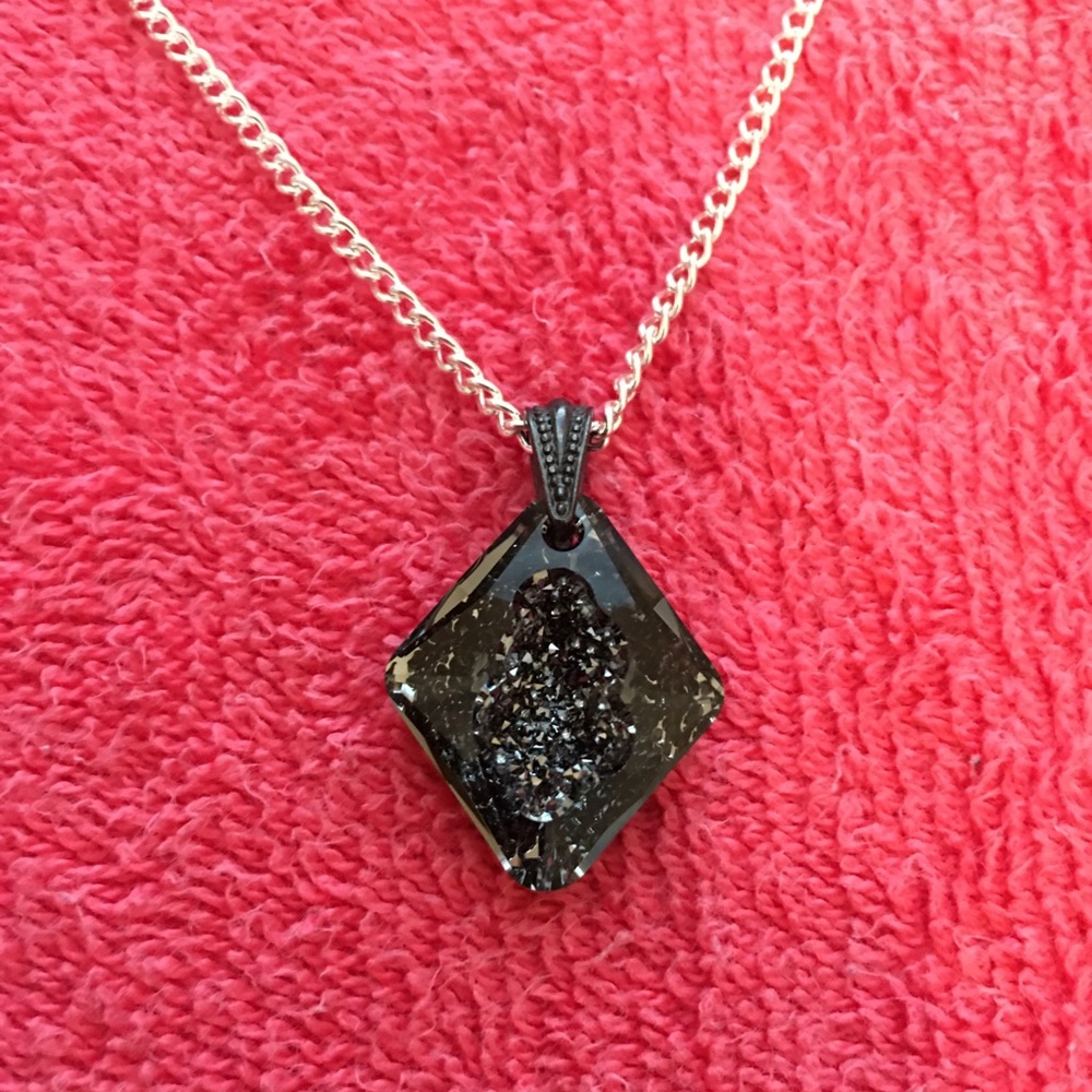 Swarovski 26mm Growing Crystal Rhombus Pendant